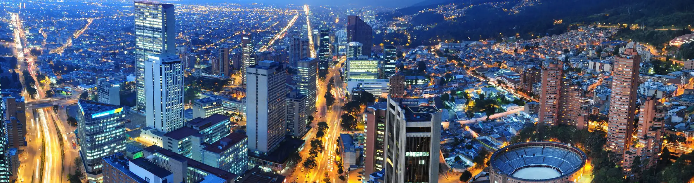 Centro de la ciudad - El centro de Bogotá-Bogotá de noche LCN idiomas